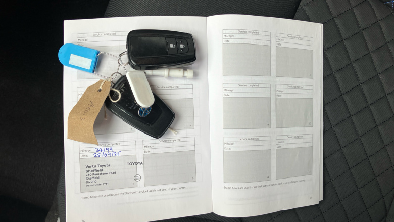 Toyota C-HR 1.8 Hybrid Dynamic 5dr CVT Hybrid Hatchback